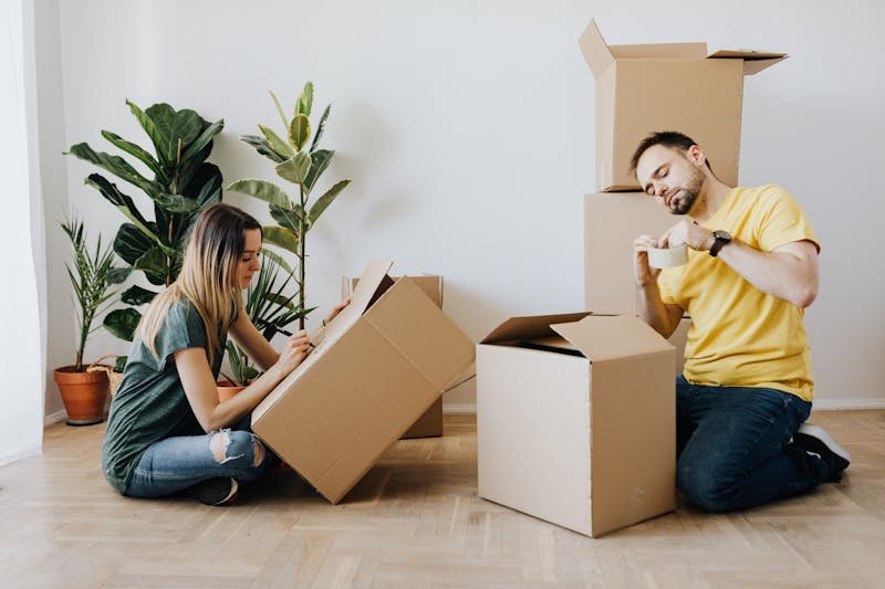 Packing boxes for an interstate move